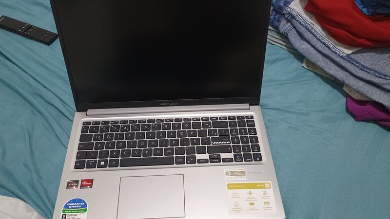 Notebook ASUS Vivobook 15 M1502YA AMD Ryzen 7 5825U 8GB Ram 512GB