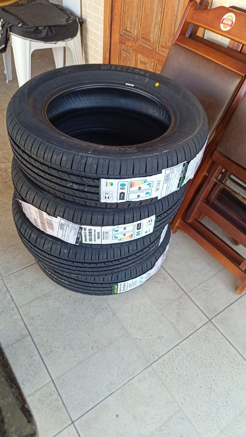 Pneu Westlake Aro 15 185/65R15 88H Z108 CR65772 - Pneu de Carro