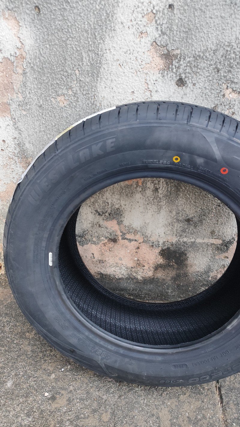 Pneu Westlake Aro 15 185/65R15 88H Z108 CR65772 - Pneu de Carro
