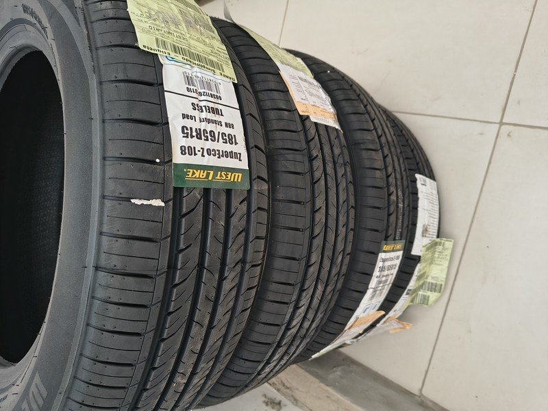 Pneu Westlake Aro 15 185/65R15 88H Z108 CR65772 - Pneu de Carro