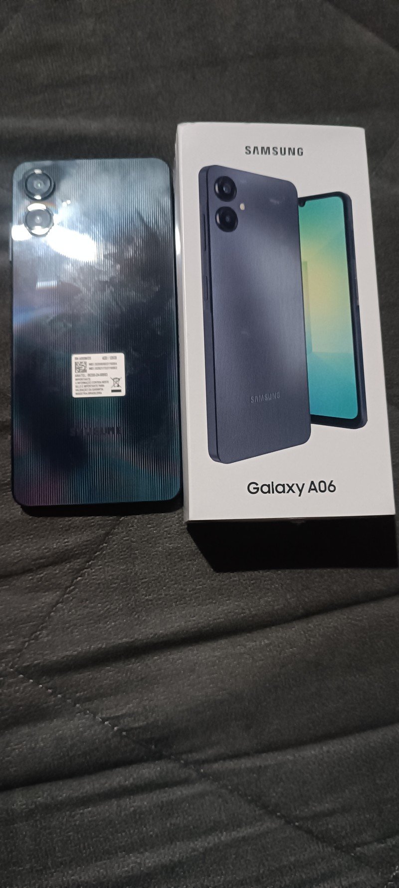 Smartphone Samsung Galaxy A06 128GB 4G Tela 6.7 Câmera Dupla 50MP
