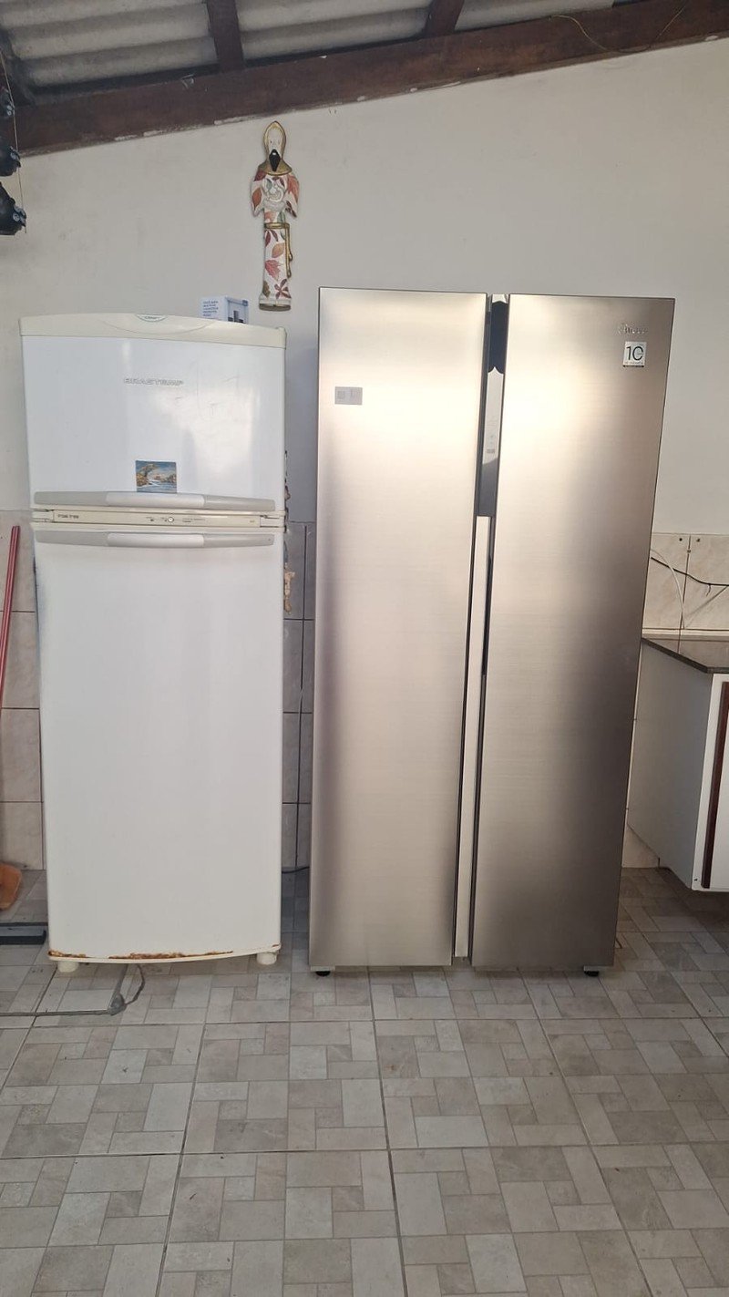 Geladeira Midea MD-RS598FGA Inverter Side By Side 442L - Geladeira