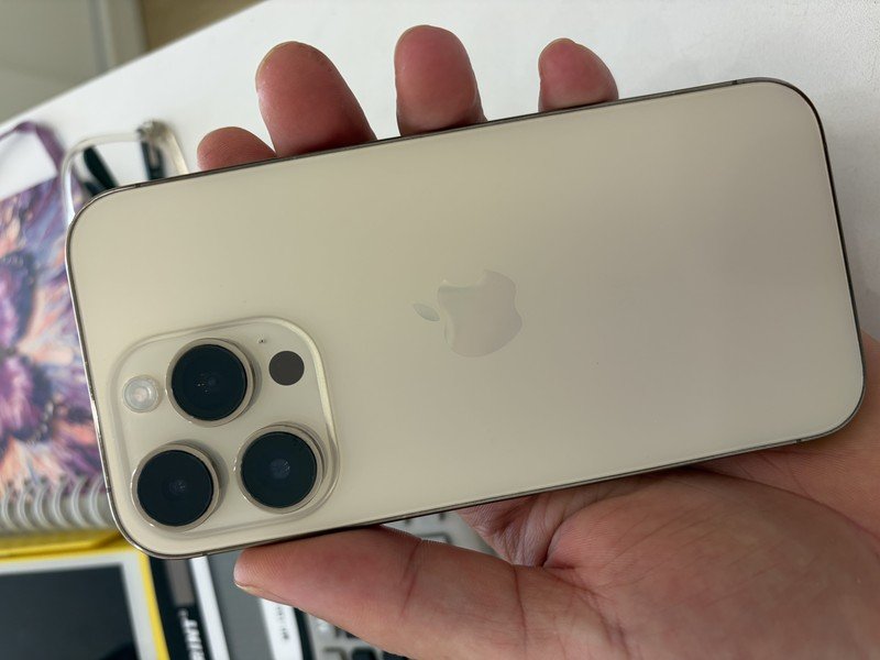 Usado: iPhone 14 Pro 256GB Dourado - Outlet Bateria 70% - Apple