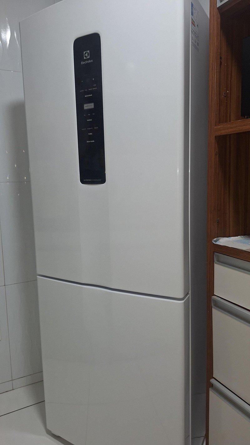 Geladeira Electrolux Frost Free Inverter 490L Experience Inverse