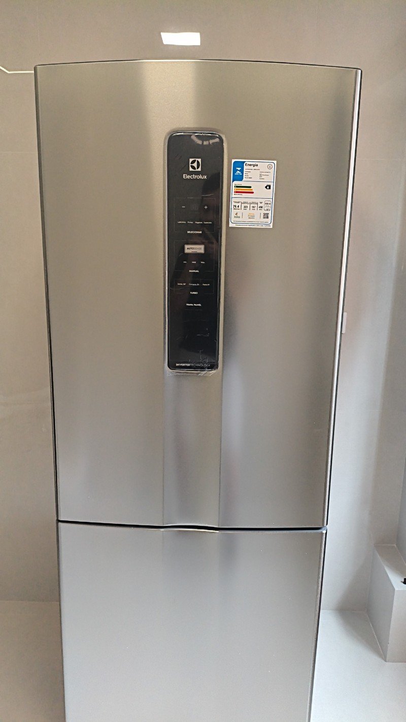 Geladeira Electrolux Frost Free Inverter 490L Experience Inverse