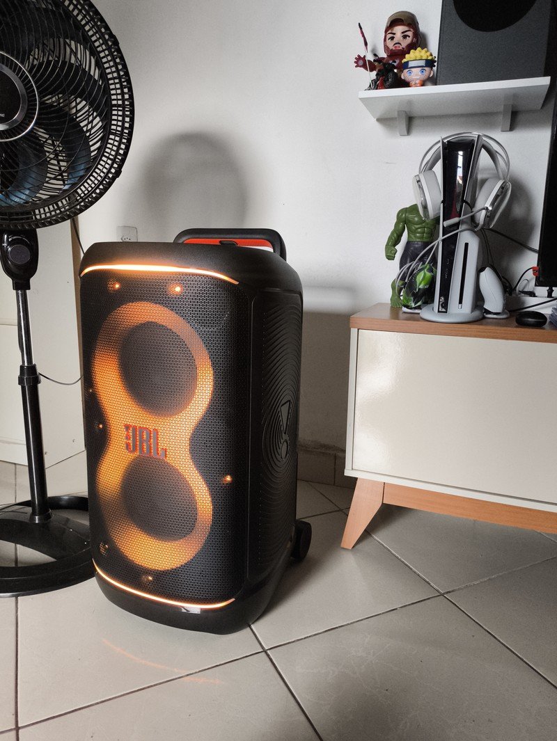 Caixa de Som JBL PartyBox 520 JBLPARTYBOX520BR Bluetooth