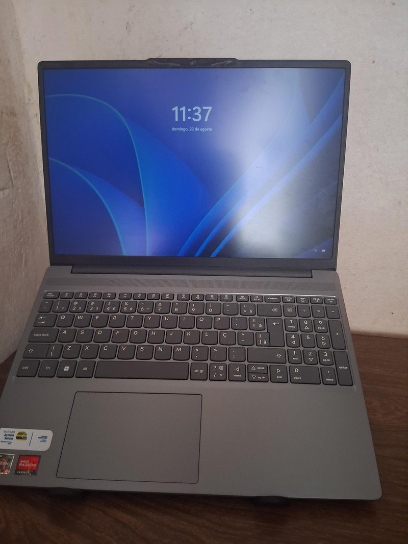 Notebook Lenovo IdeaPad Slim 3 AMD Ryzen 5 7535HS, 8GB, AMD Radeon