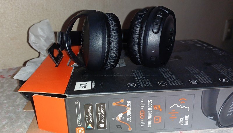 Fone de Ouvido Sem Fio JBL Tune 520BT, Bluetooth, com Microfone