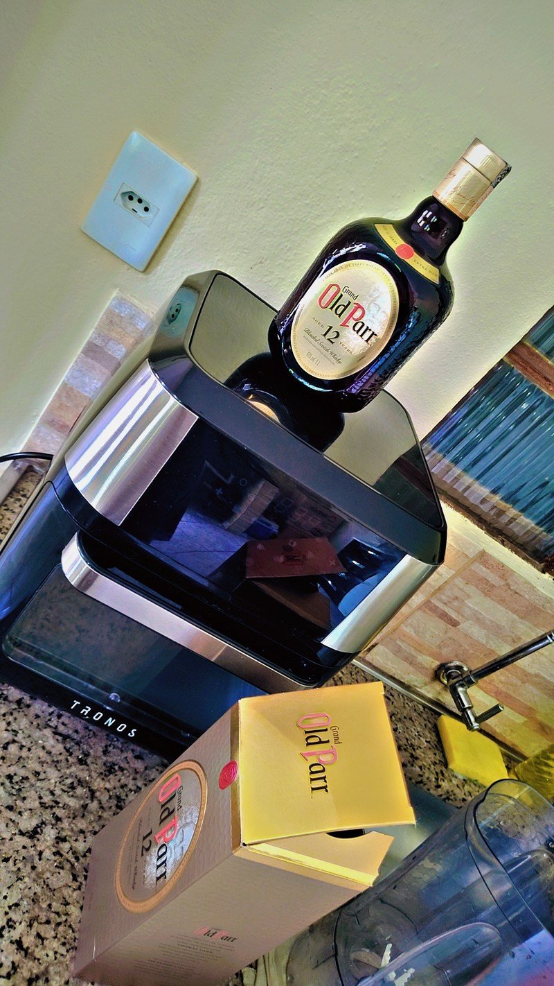 Whisky Old Parr Grand Escocês 12 anos 1L - Whisky - Magazine Luiza