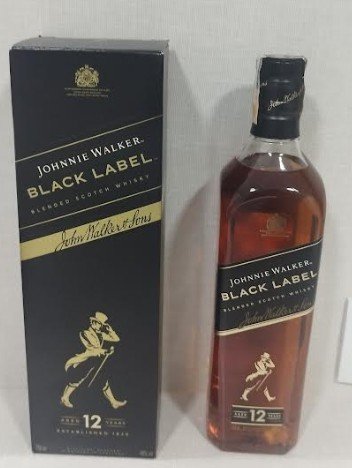 Johnnie Walker Black Label 12年 Whisky Johnnie Walker Escocês Black Label - 12 anos Blended 750ml