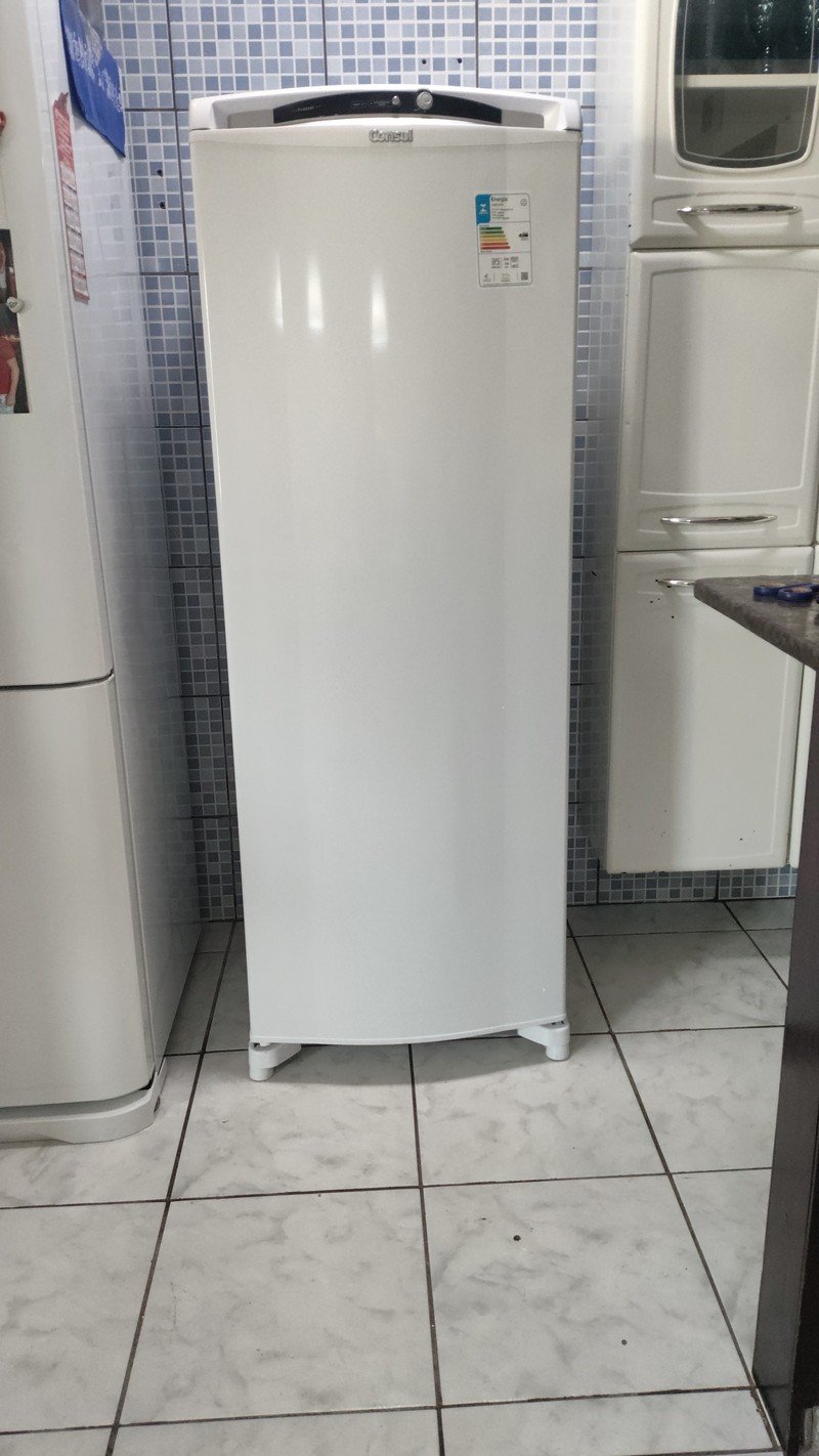 Freezer Vertical Consul 1 Porta Reversível 246 Litros CVU30FB