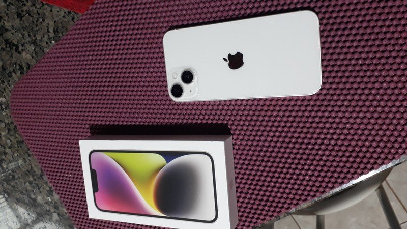 Apple iPhone 14 256GB Roxo 6,1” 12MP iOS 5 - iPhone 14 - Magazine