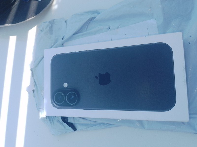 Apple iPhone 16 256GB Verde-acinzentado 6,1