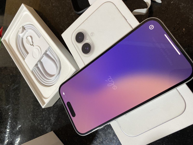 Apple iPhone 16 128GB Ultramarino 6,1
