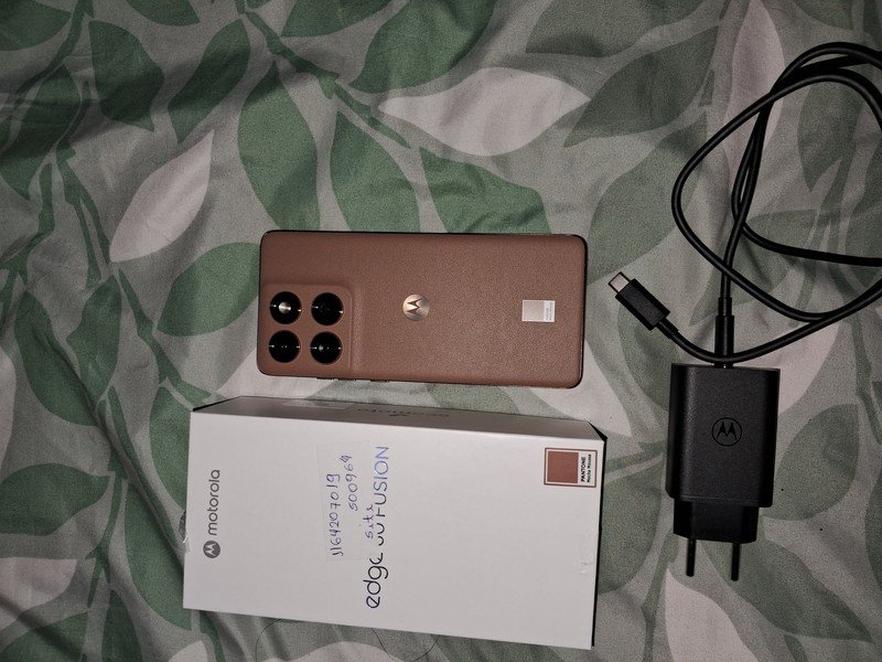 Smartphone Motorola Edge 60 Fusion 256GB 5G 24GB RAM Mocha Mousse