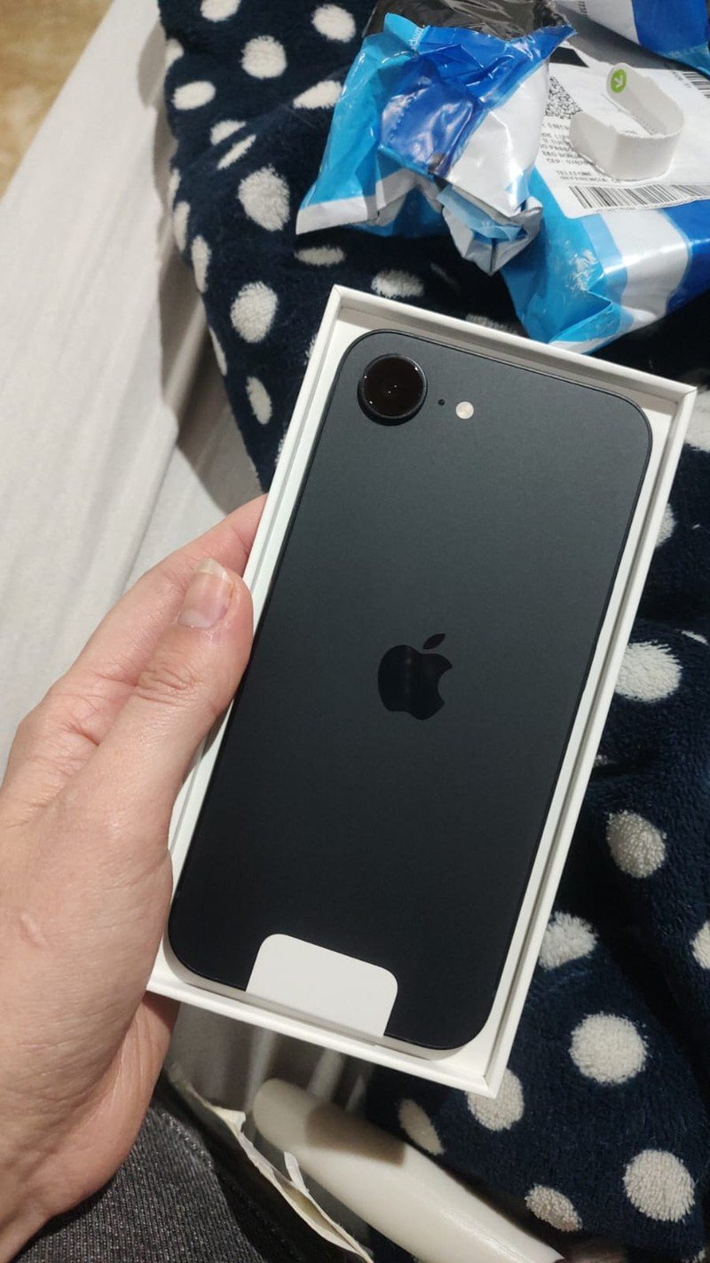 Apple iPhone 17e 256GB Preto 6,1