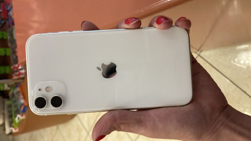 Usado: iPhone 11 128GB Branco Bom - bateria 70% - Trocafy - Apple