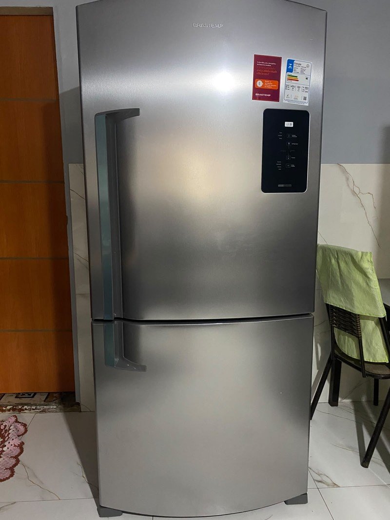 Geladeira BRO85MK 559 Litros Frost Free French Door Brastemp